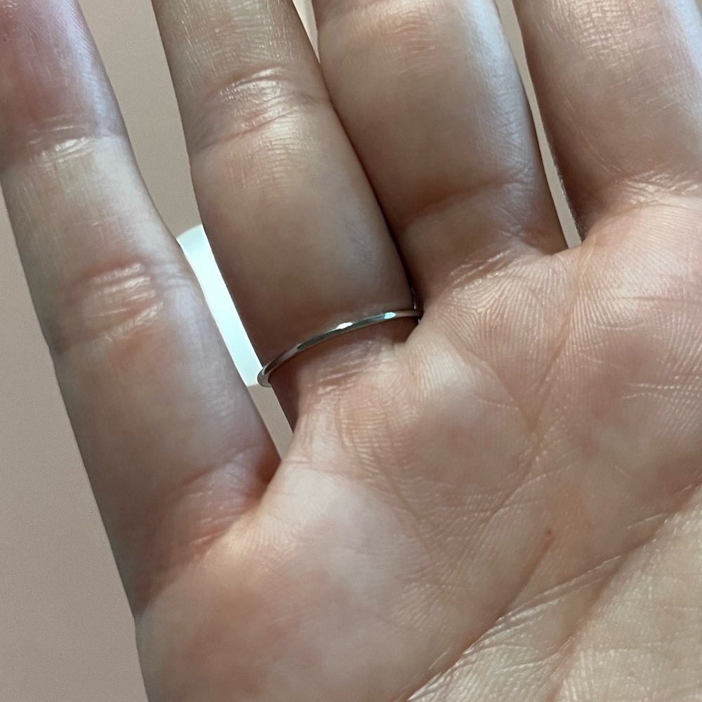 💍 S925 Sterling Silver Ring – Minimalist Everyday Chic 💍 - Picture 6 of 8